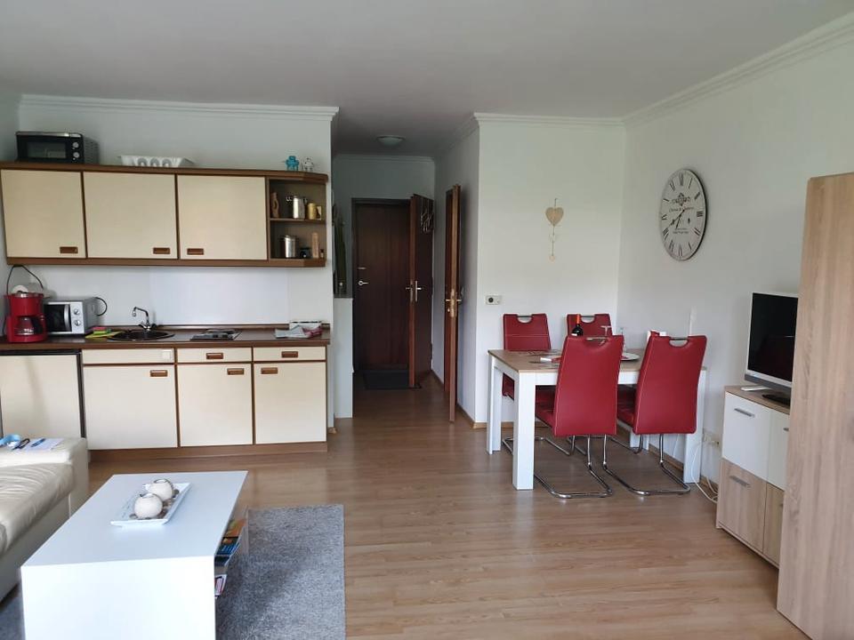 Thumbnail-Gemütliche 1,5-Zimmer-Wohnung mit Balkon, Fahrstuhl & Schwimmbad