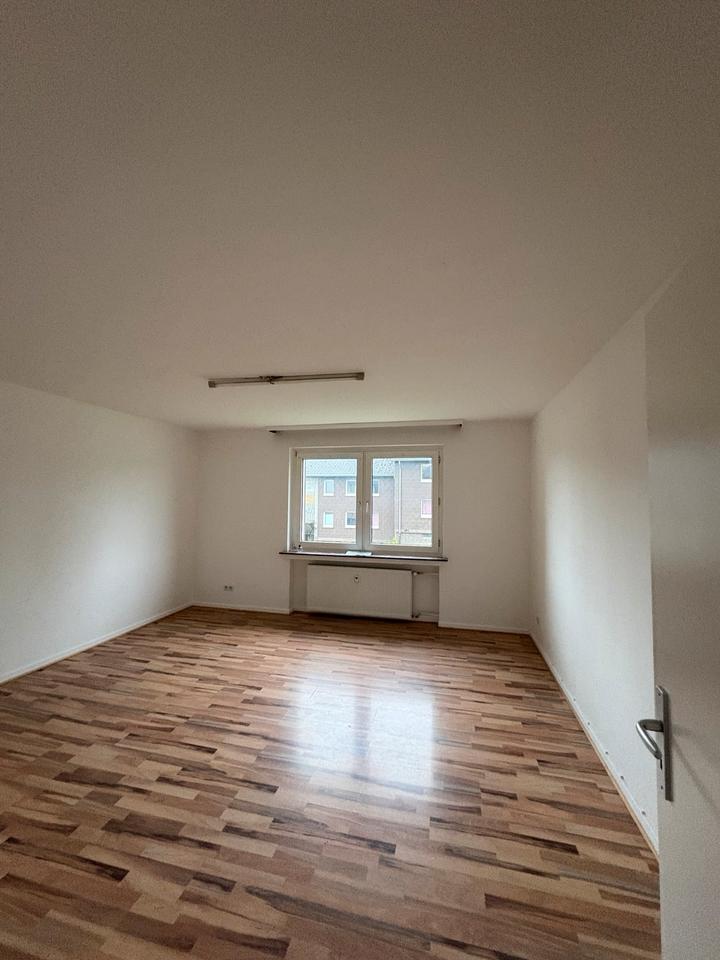 Thumbnail-3-Zimmer-Erdgeschosswohnung in ruhiger, ländlicher Lage