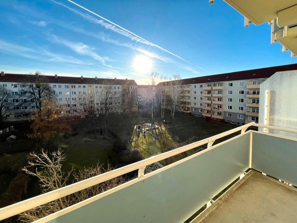 Thumbnail-Ruhige Lage trifft gepflegten Wohnkomfort – 3-Zimmer-Wohnung in Tolkewitz