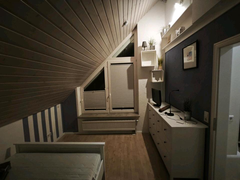 Thumbnail-Dachgeschoss 2 ZKB inkl. WLAN+Strom Seesicht 50 m vom See