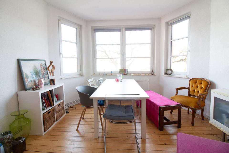 Thumbnail-Charmante Altbauwohnung mit Dachterrasse in zentraler Lage