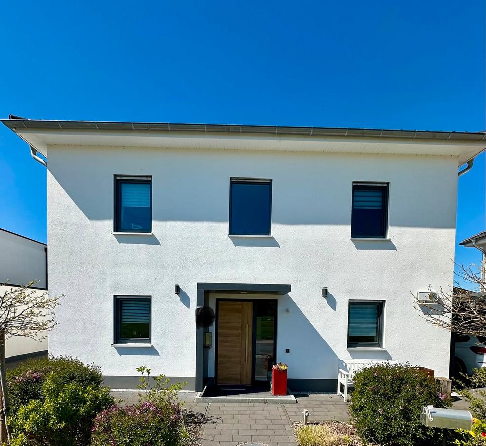 Thumbnail-Modernes Einfamilienhaus (BJ 2020) von privat zu verkaufen