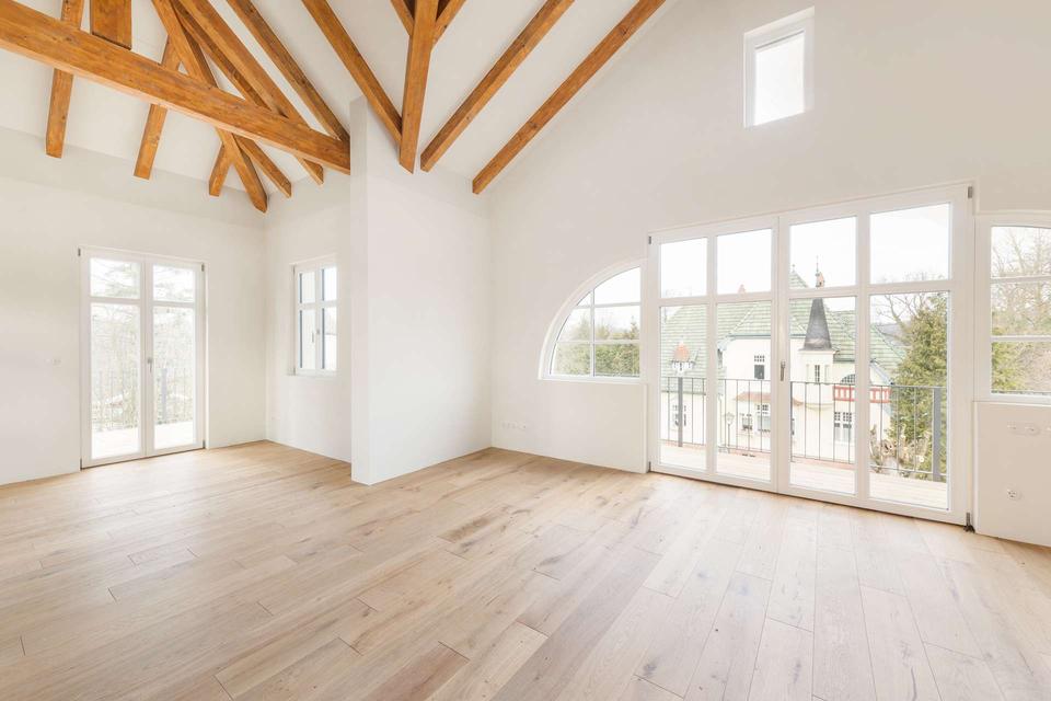 Thumbnail-Top-sanierte Maisonette-Dreizimmerwohnung mit Einbauküche, zwei Balkonen u.v.m. seenah in Buckow