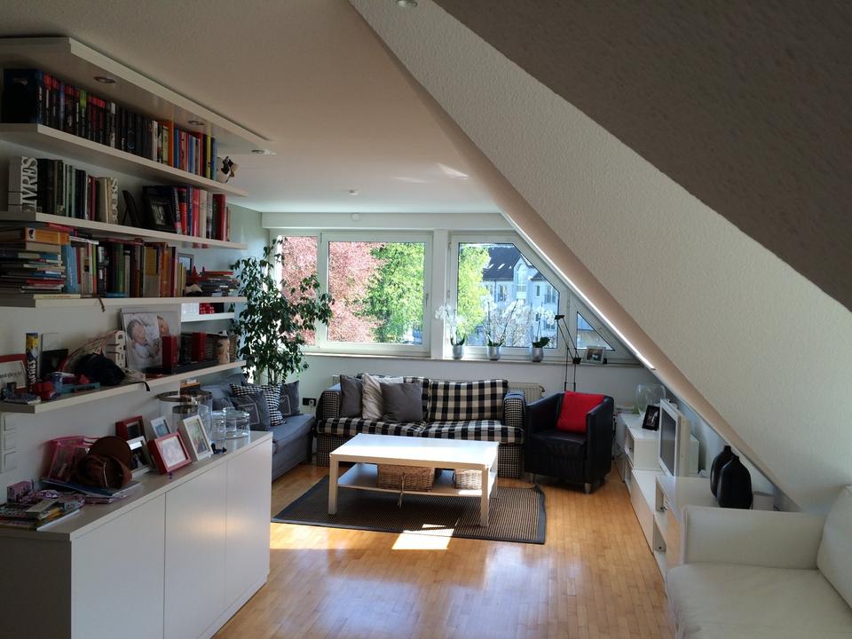 Thumbnail-Helle Dachgeschosswohnung in zentraler Lage am Herminghauspark