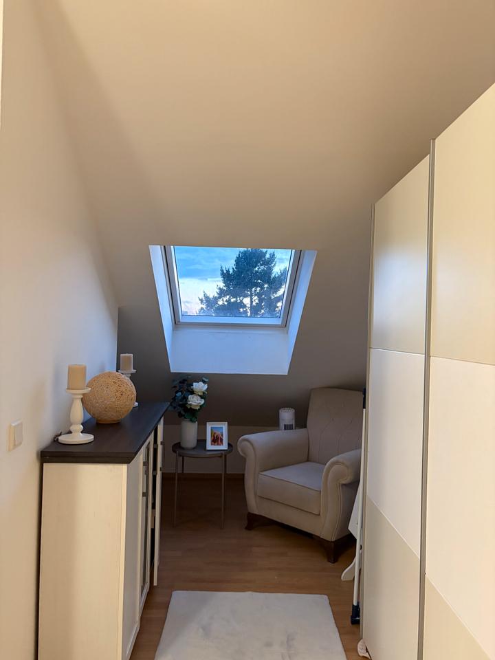 Thumbnail-Helle 1-Zimmer-Dachgeschosswohnung in Neu-Isenburg