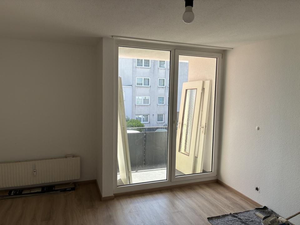 Thumbnail-Sanierte Wohnung mit Balkon und neuem Bad.