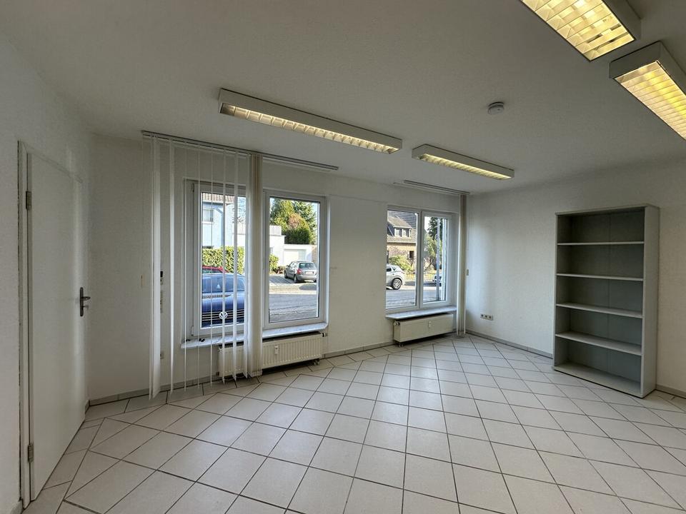 Thumbnail-Helle 2-Zimmer-Wohnung im EG mit großer Terrasse in Köln-PorzEil!