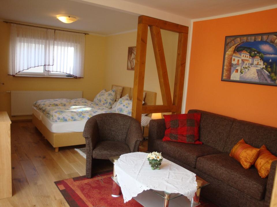 Thumbnail-3 Zi. Wohnung Zentr. Saalfeld möbl.unmöbl. Kurzzeitmiete möglich