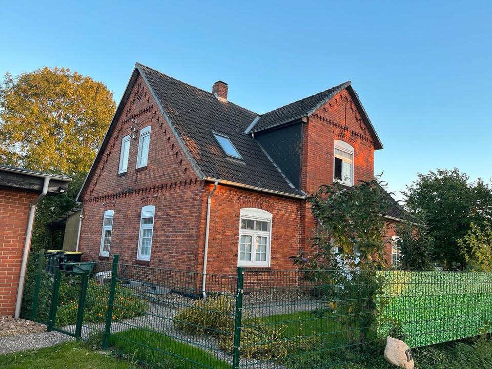 Thumbnail-3-4 Zimmer helle Dachgeschoss Wohnung