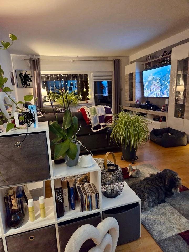 Thumbnail-Hameln-Afferde: Erdgeschosswohnung (4ZiKüBad) mit großem Balkon