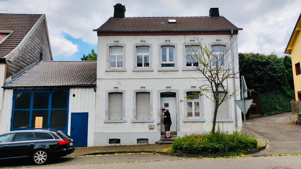 Thumbnail-Hellenthal 2 Familienhaus mit Baugrundstück von Privat