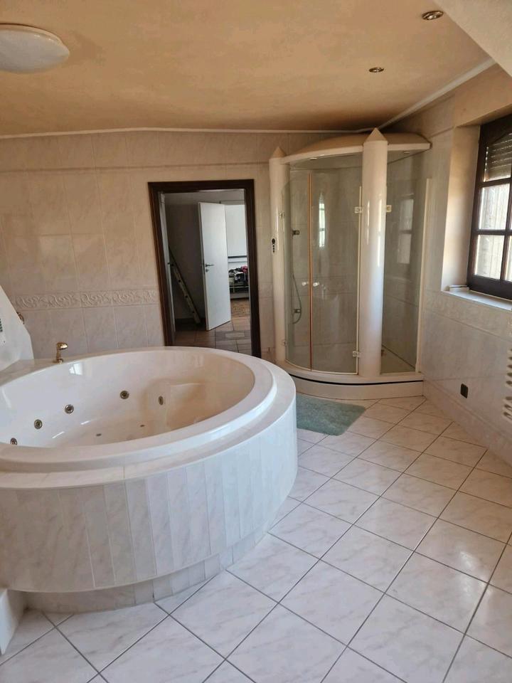 Thumbnail-Sehr schöne große Maisonette-Wohnung ab Juni frei