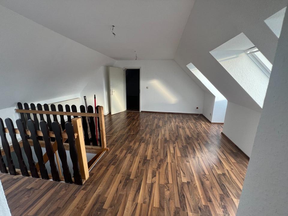 Thumbnail-Helle Masionettwohung im Dachgeschoss ab sofort
