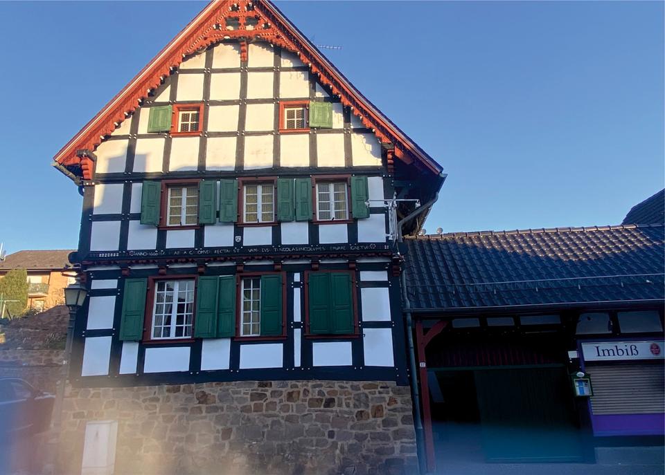 Thumbnail-gemütliches Zimmer inkl. Nutzung von Bad und Küche, Warmmiete all Inklusive !!!