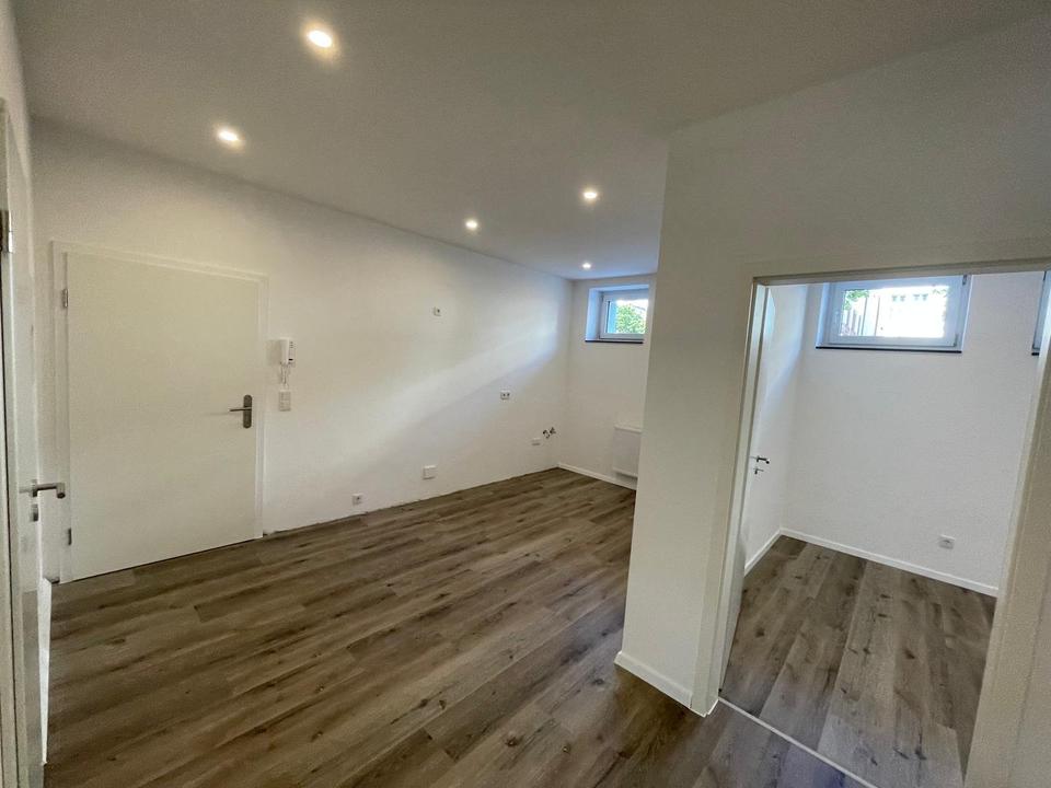 Thumbnail-Kernsanierte warme 2 ZKB am EXE