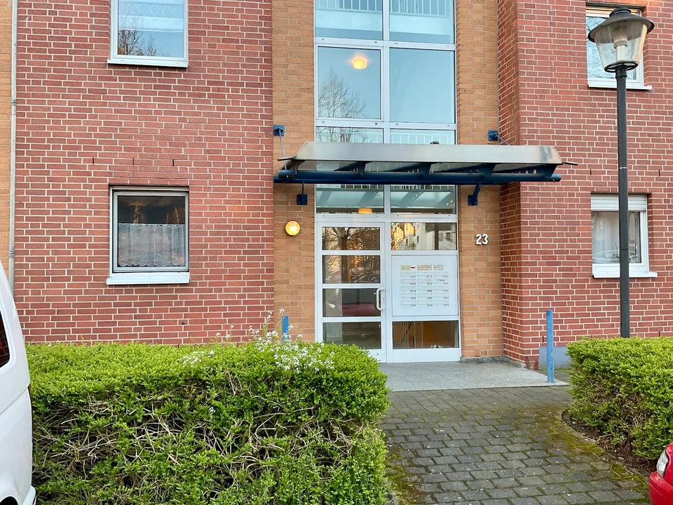 Thumbnail-Schöne Dachgeschoß Wohnung mit großer Terrasse