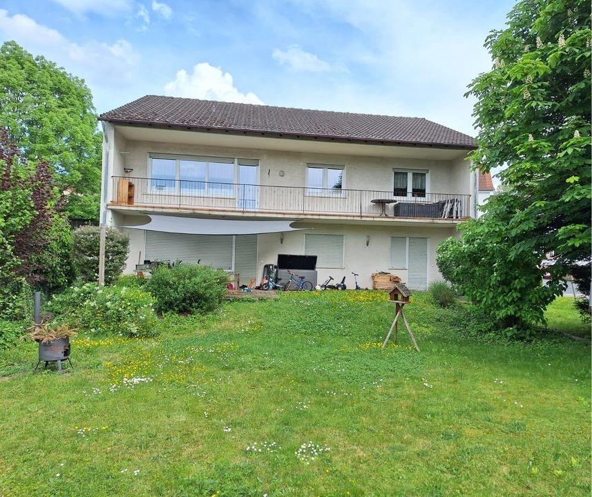 Thumbnail-Zweifamilienhaus in top Lage (Michelstadt)