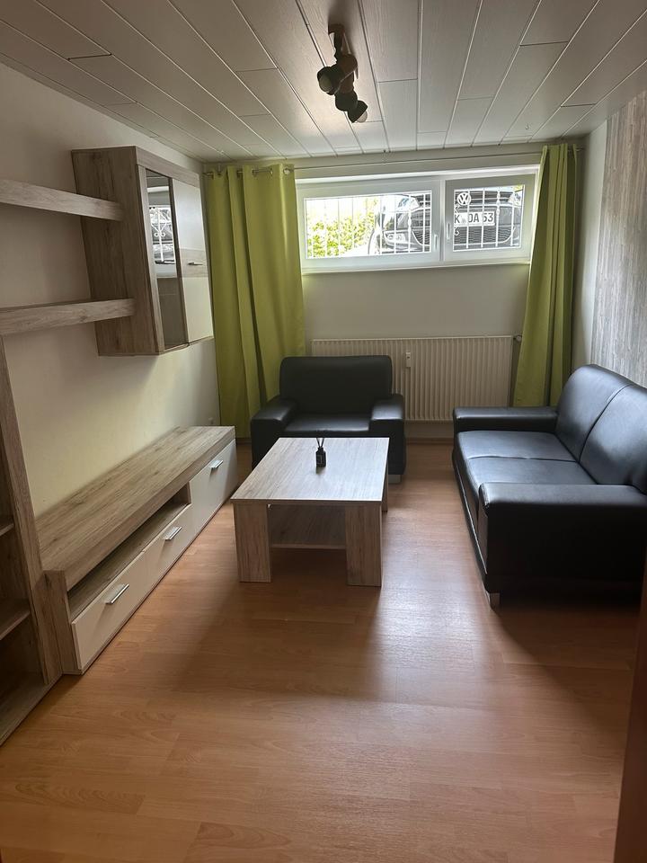 Thumbnail-Souterrain -Wohnung mit Einbauküche in zentraler Lage von Haiger