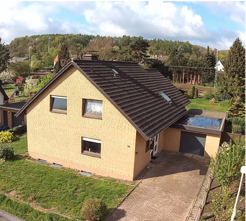 Thumbnail-Exklusives Familienhaus mit Ausbaupotenzial auf 1.250 m² Grund