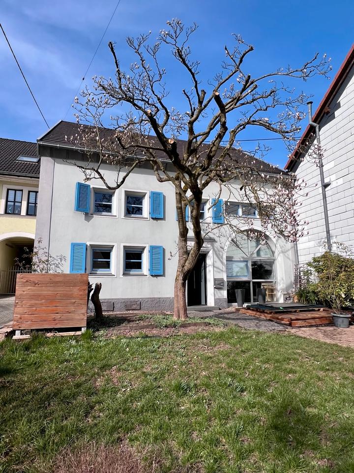 Thumbnail-Gepflegtes EFH Bauernhaus im Loftstil saniert