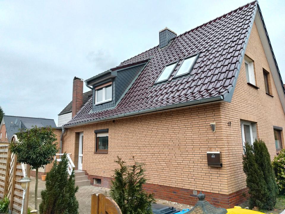 Thumbnail-Renovierte Doppelhaushälfte mit Garage in Uetersen