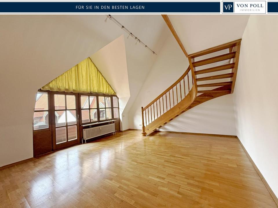 Thumbnail-Zentrale 3-Zimmer-Wohnung mit Galerie, Balkon und Blick auf die Martinskirche