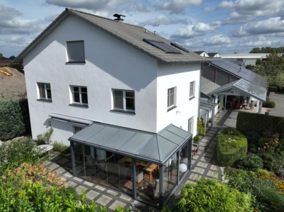 Thumbnail-Repräsentatives Wohnhaus mit angrenzendem Gewerbebetrieb