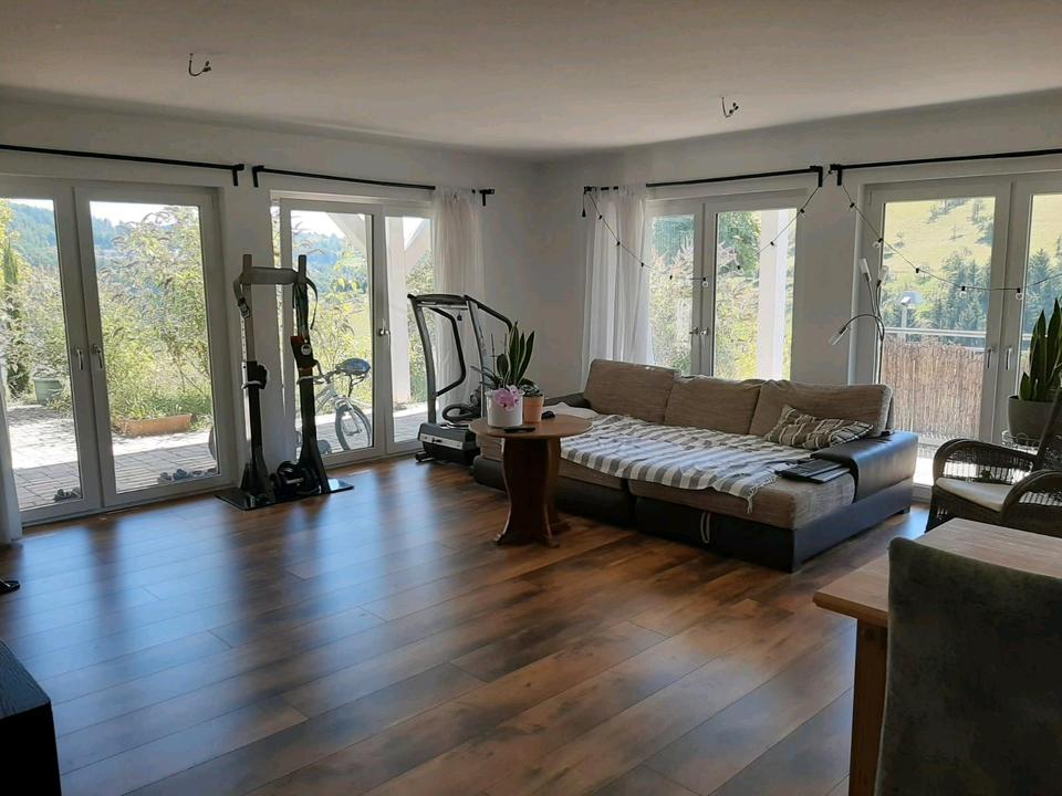 Thumbnail-Schöne helle 2-Zi Wohnung in Spiegelberg zu Vermieten