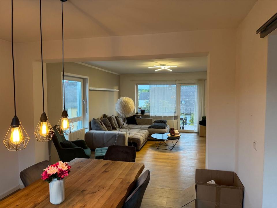 Thumbnail-3,5 Zimmer Whg mit Balkon und EBK ab 1.12