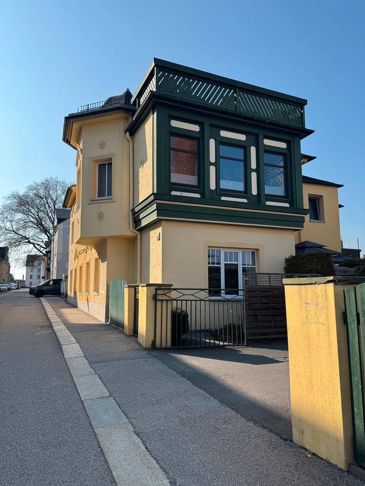 Thumbnail-Nachmieter ab Juni für kleine aber wunderschöne 2Raum DG Wohnung