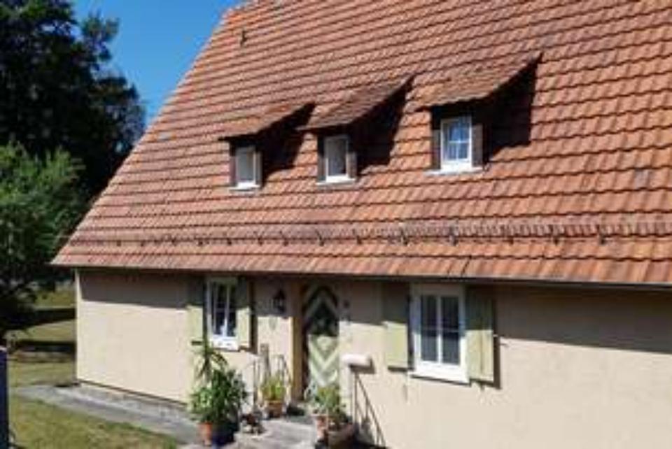 Thumbnail-226.01 Schöne 2 ZKB Wohnung Königsberger Straße 6 in Nentershausen