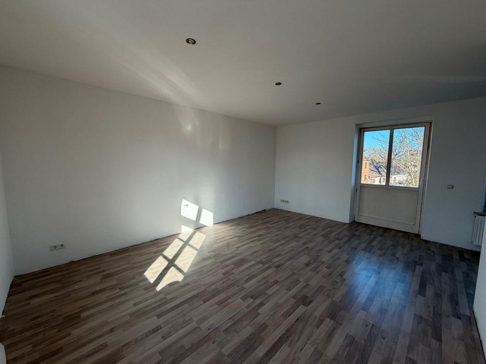 Thumbnail-3-Raum-Wohnung mit Tageslichtbad und Balkon