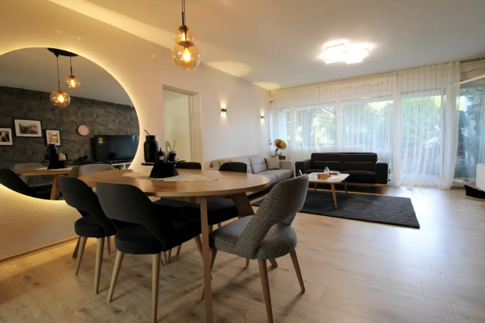 Thumbnail-Von Privat in Bruchköbel:Renovierte, möblierte und gepflegte.....