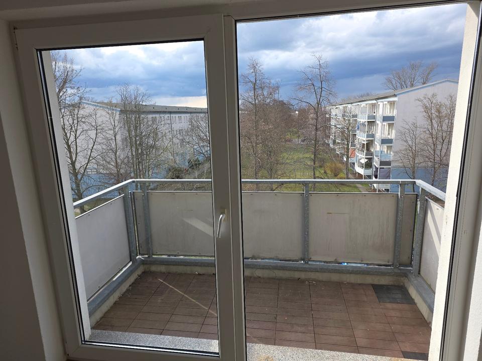 Thumbnail-2 Raumwohnung mit Balkon und Dusche im Dachgeschoß