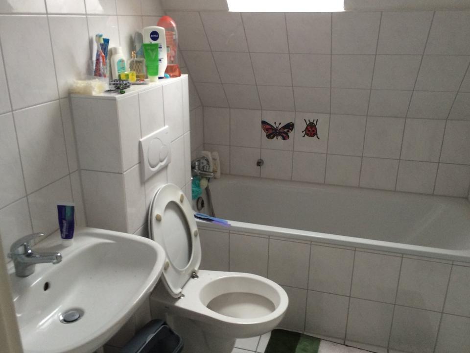 Thumbnail-Renditeobjekt 2 Sz, Wz, Küche Korr Bad Abst. Spitzb, 90 QM NFl