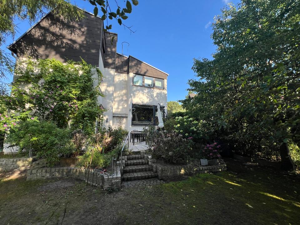 Thumbnail-Grüne Oase mitten in der Stadt in ruhiger Seitenstraße