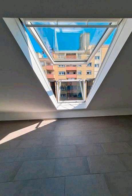 Thumbnail-Schöne 2-Zimmer-DG-Wohnung mit Dachbalkon