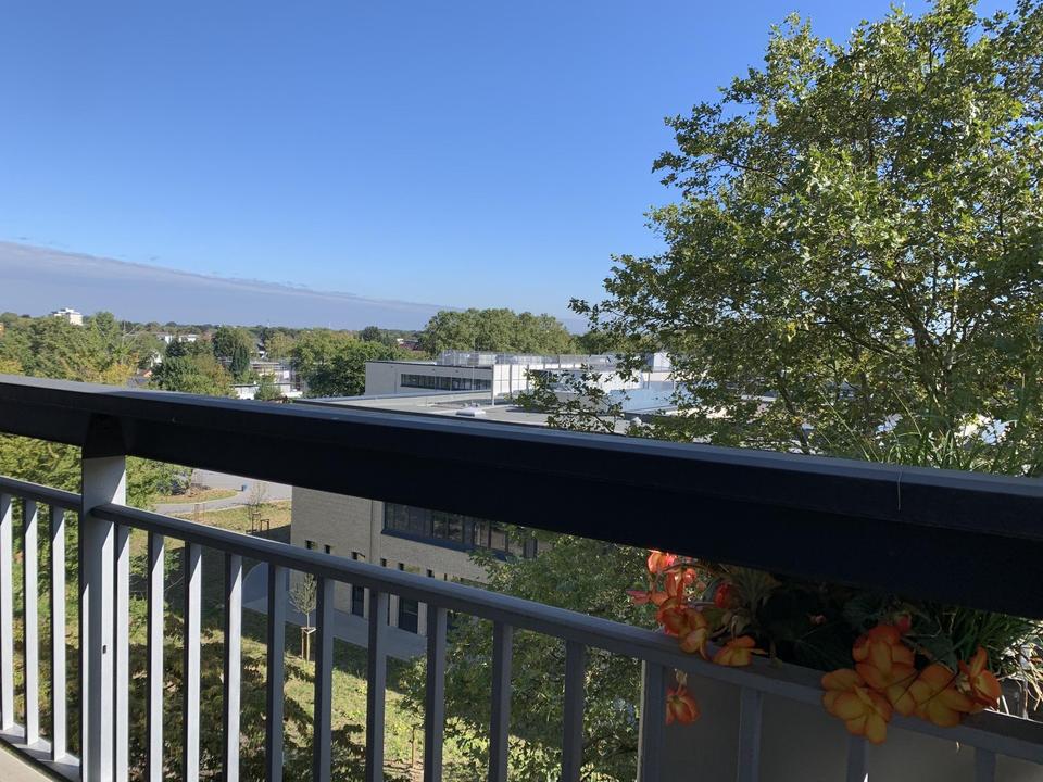 Thumbnail-Großes helles Apartment mit XL Balkon - ruhig und verkehrsgünstig