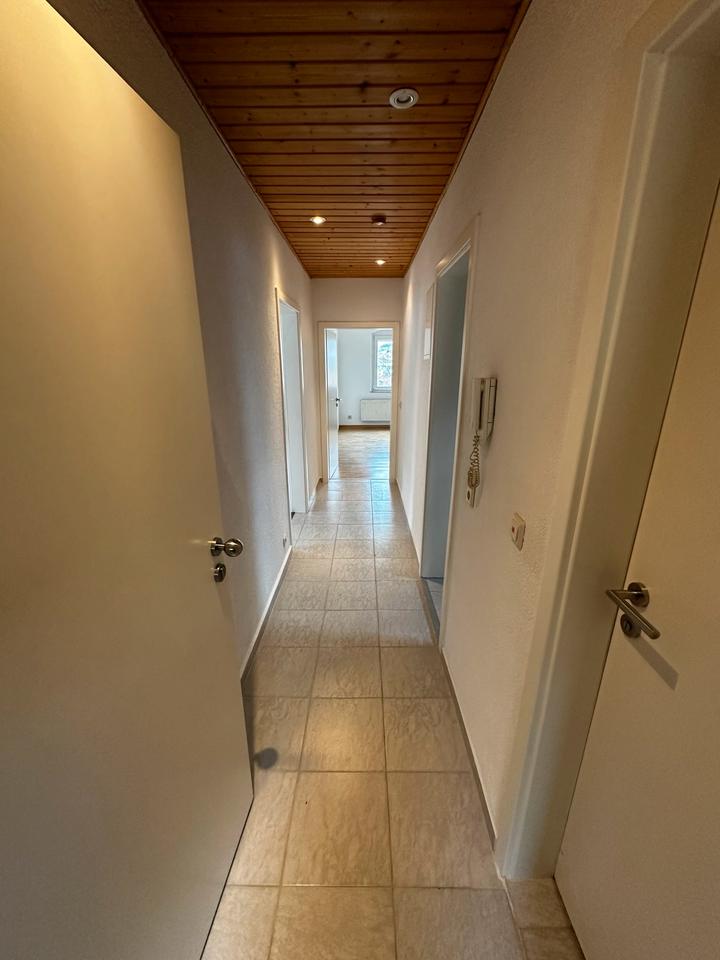 Thumbnail-Großzügige 4-Zimmer -Altbauwohnung mit modernen Komfort