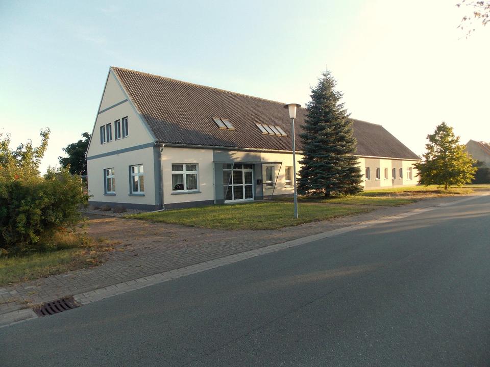 Thumbnail-Mehrfamilienhaus Resthof Wohnhaus 600 m² Wohn u. Nutzfläche