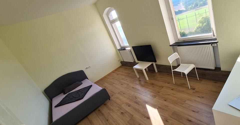 Thumbnail-Schöne Helle 6Z Wohnung WG Taugl. Gartennutzung 15min v. Würzburg