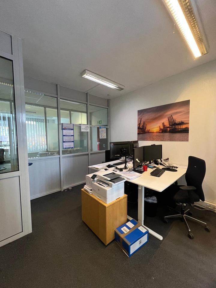 Thumbnail-Wohnhaus Firmengelände Halle Haus Lagerhalle Produktionshalle