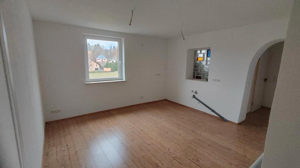 Thumbnail-3-Zimmer Wohnung frisch saniert Balkon Küche