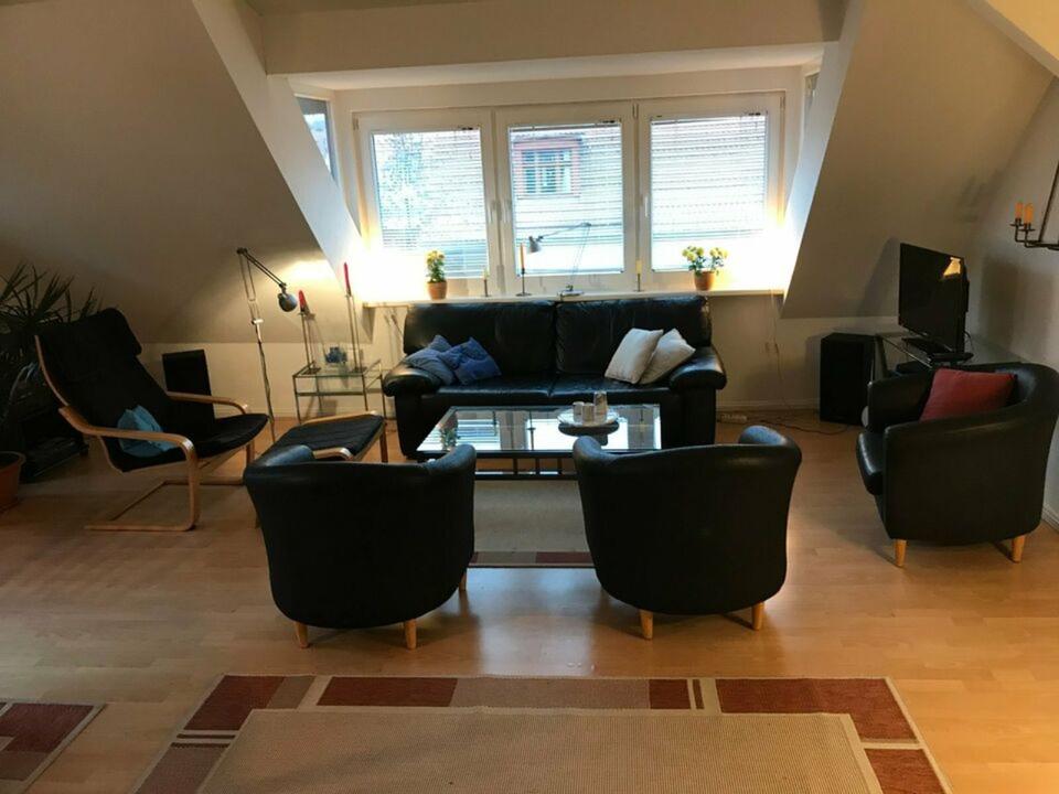 Thumbnail-Privatverkauf: helle 3,5-Zimmer-Dachgeschosswohnung - bezugsfrei