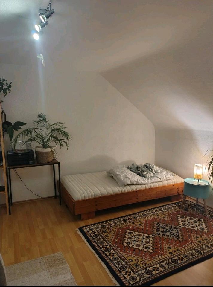 Thumbnail-Möbliertes WG - Zimmer April 2026 Nähe Bahnhof