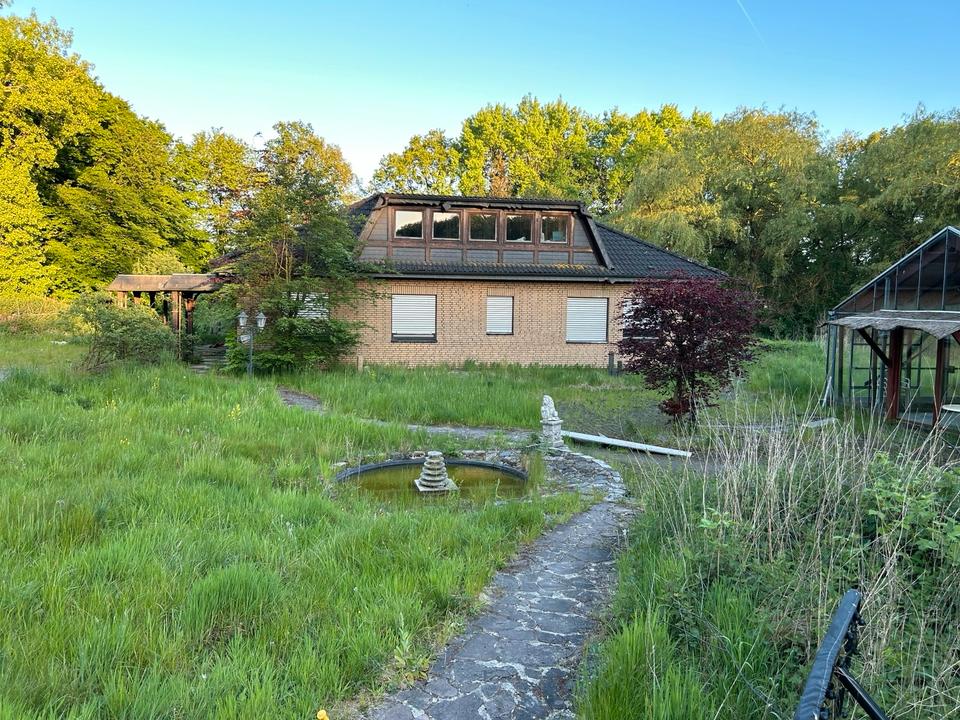 Thumbnail-Einzigartiges Anwesen: Großzügiges Wohnhaus