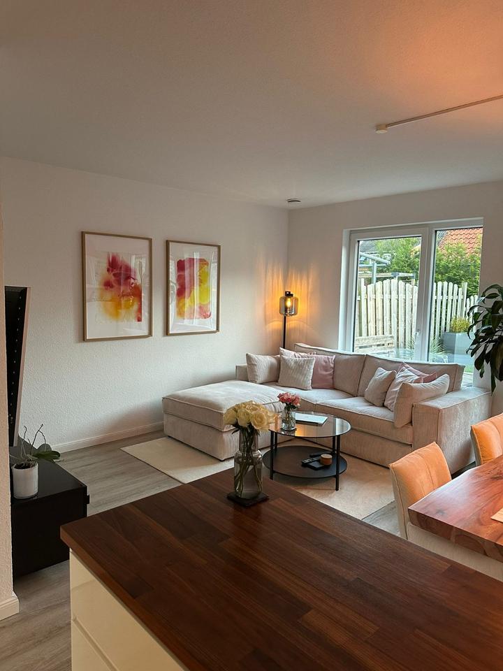 Thumbnail-Moderne Doppelhaushälfte in Eversten mit Garten und Einbauküche