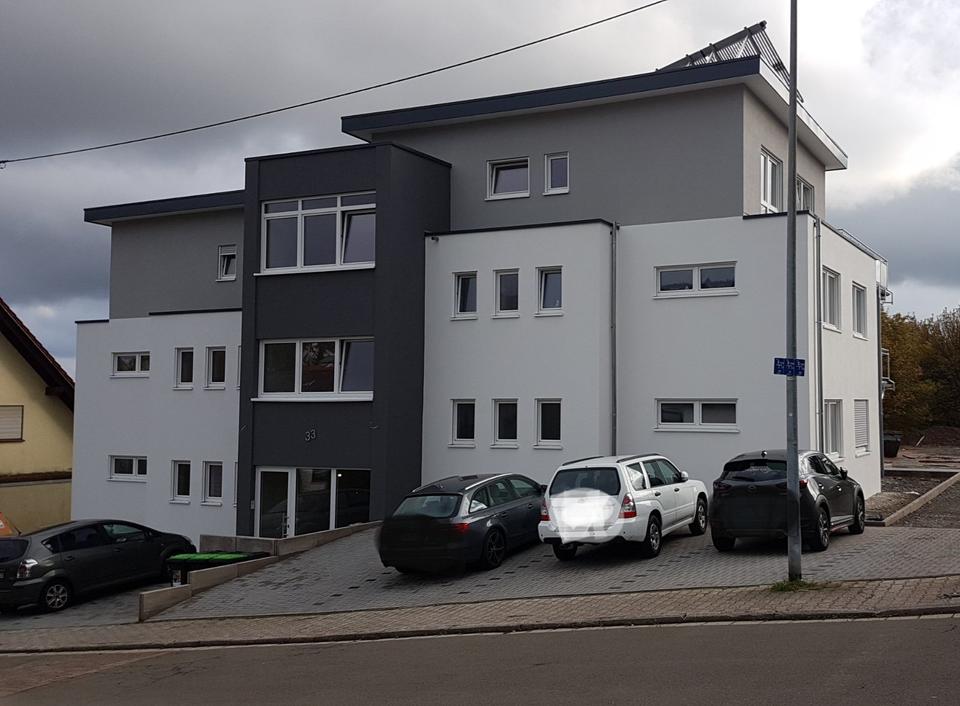 Thumbnail-Wohnung 4 ZKB, GWC, Balkon, Stellplatz