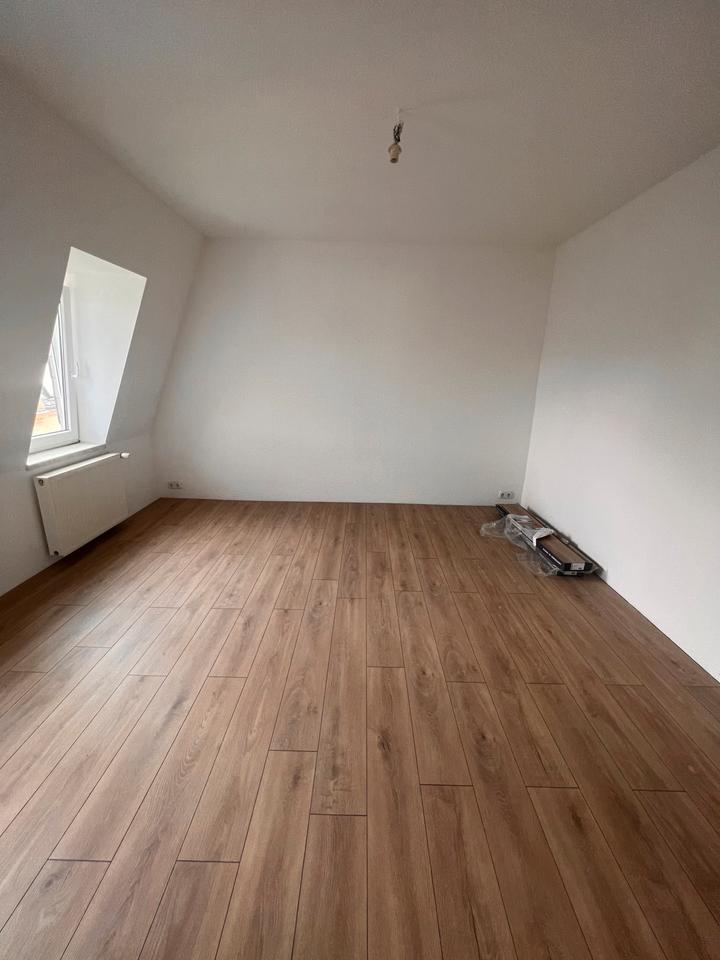 Thumbnail-4-Zimmer Wohnung in zentraler Lage Greiz