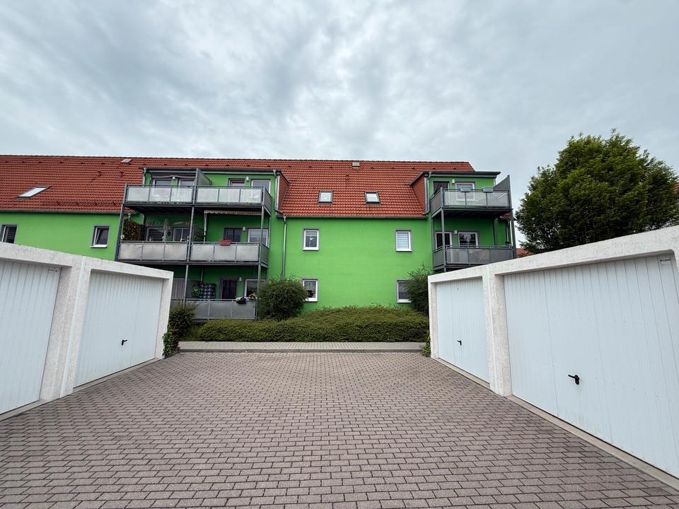 Thumbnail-Tolle 4 RW mit 2 Balkonen, Garage und Keller